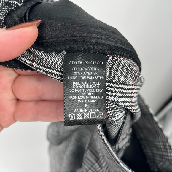 3 for $15 🌸 All in Favor Plaid Ruffle Belted Pants Ankle Trousers Slim - Picture 4 of 5